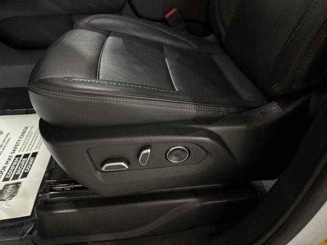 Used 2024 GMC Yukon Denali w/ Max Trailering Package image 24