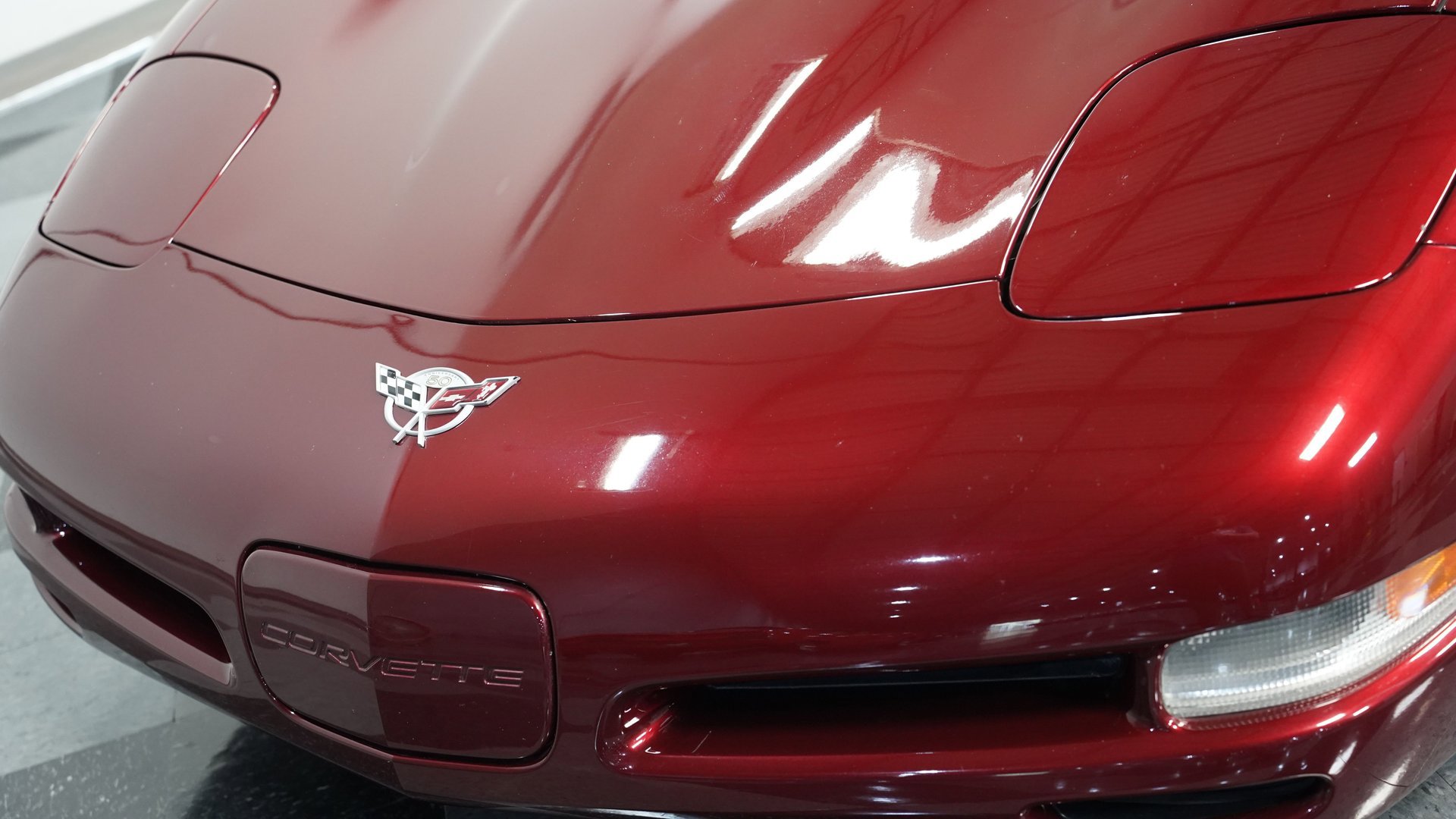 Used 2003 Chevrolet Corvette 50th Anniversary Edition w/ Preferred Equipment Group image 17