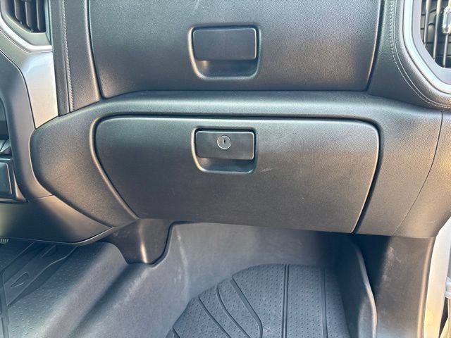 Used 2020 Chevrolet Silverado 1500 LT AWD/4WD image 41