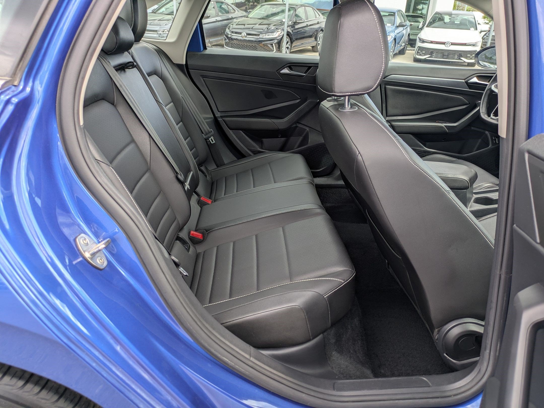 Used 2022 Volkswagen Jetta SE FWD image 32