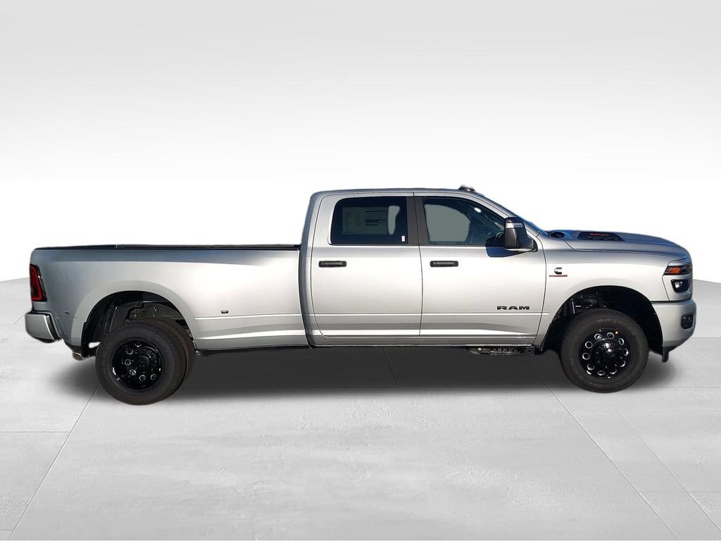New 2027 RAM 3500 Big Horn AWD/4WD image 6
