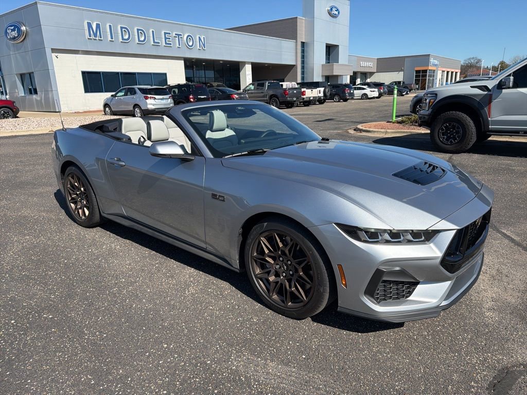 Used 2025 Ford Mustang GT Premium w/ GT Performance Package image 25