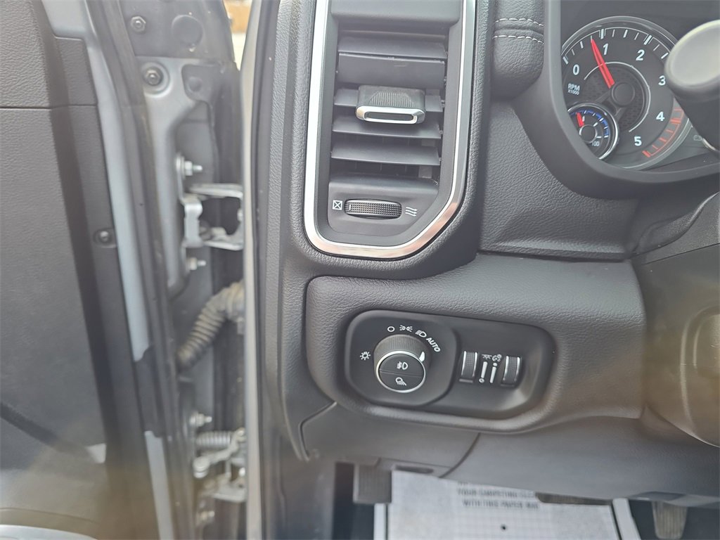 Used 2024 RAM 2500 Laramie image 13