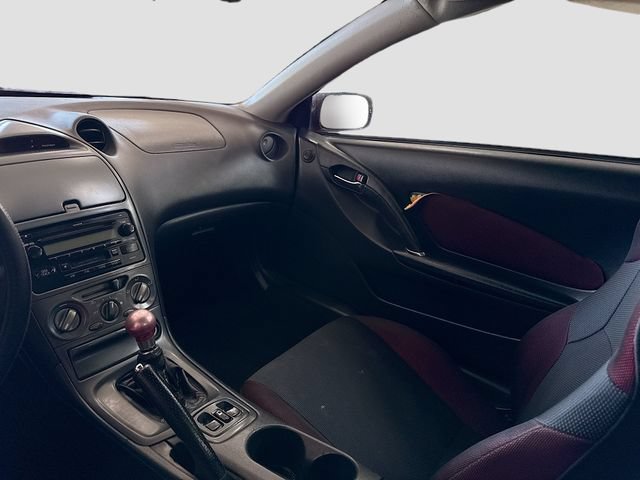 Used 2003 Toyota Celica GT FWD image 21