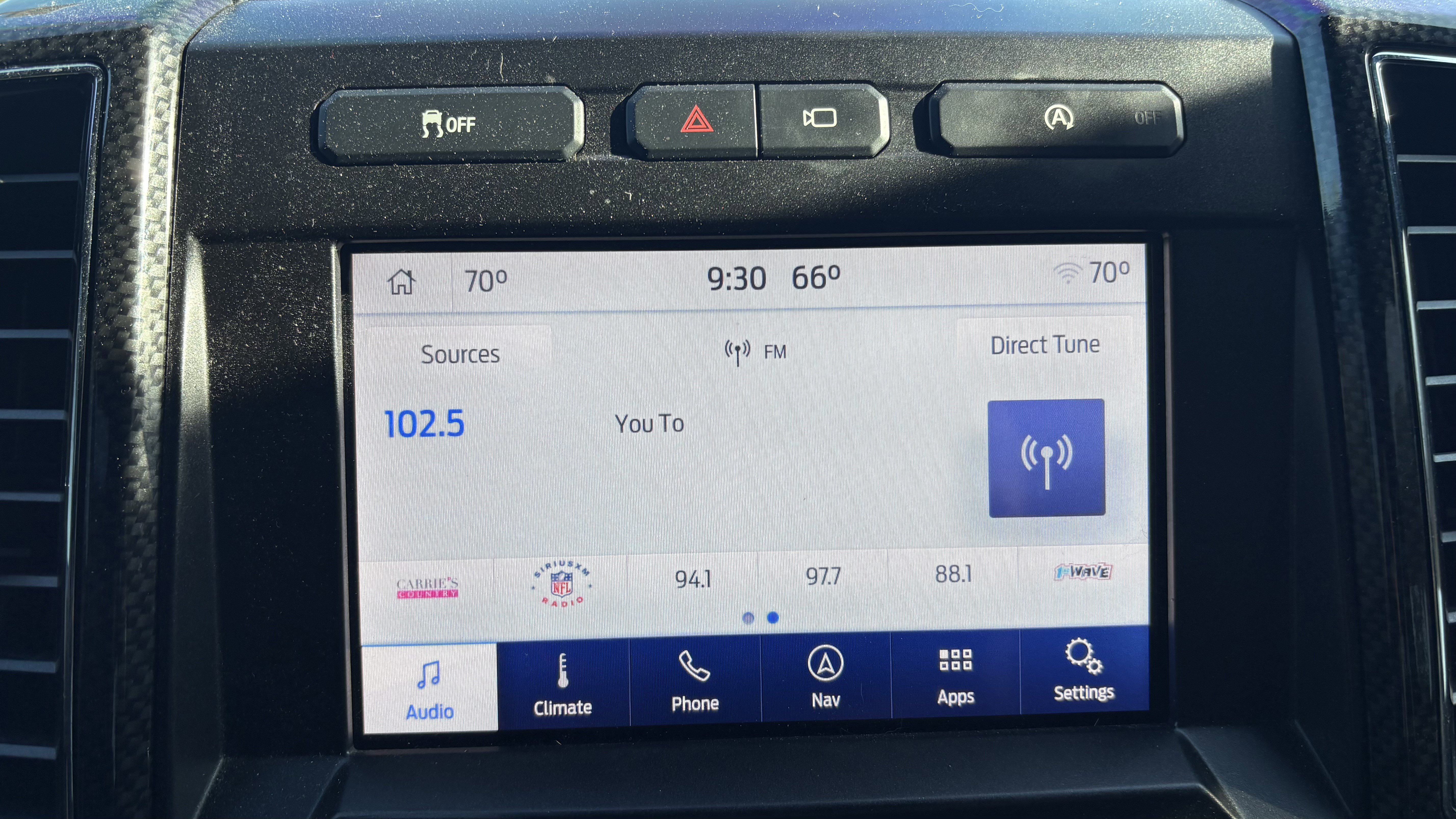 Used 2019 Ford F150 Lariat w/ Equipment Group 502A Luxury image 24