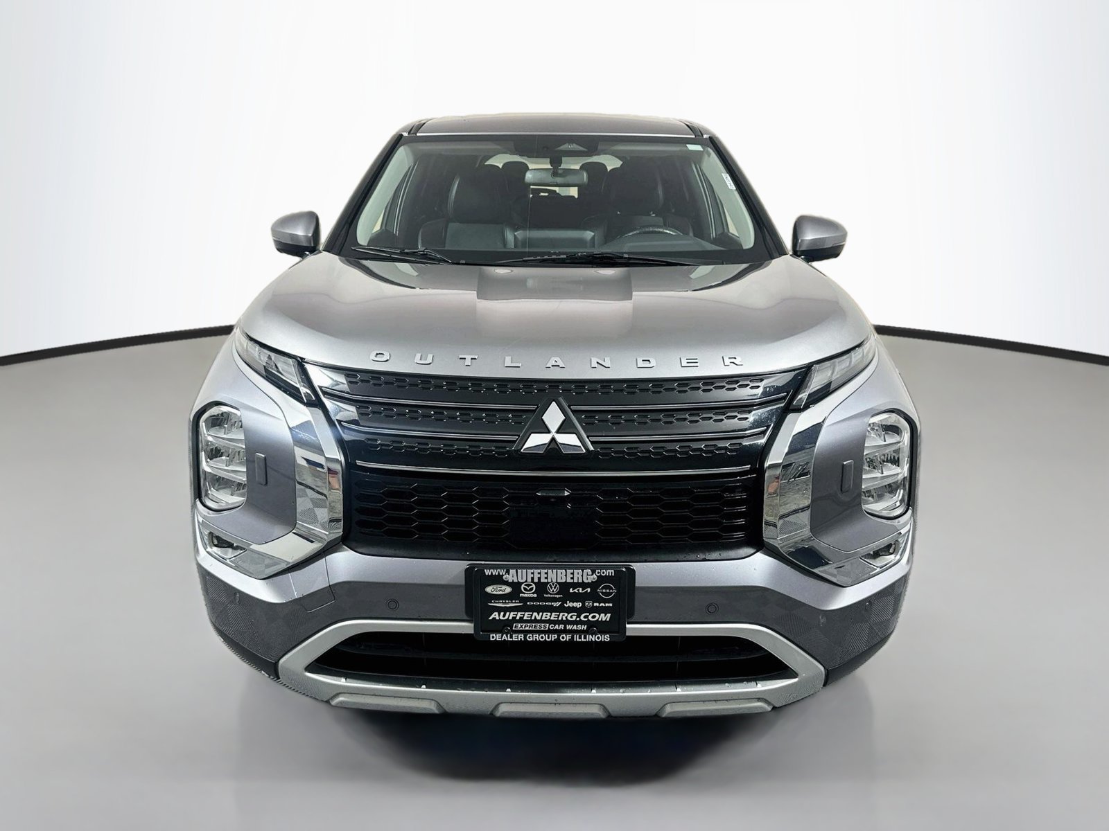 Used 2022 Mitsubishi Outlander SE AWD/4WD image 2