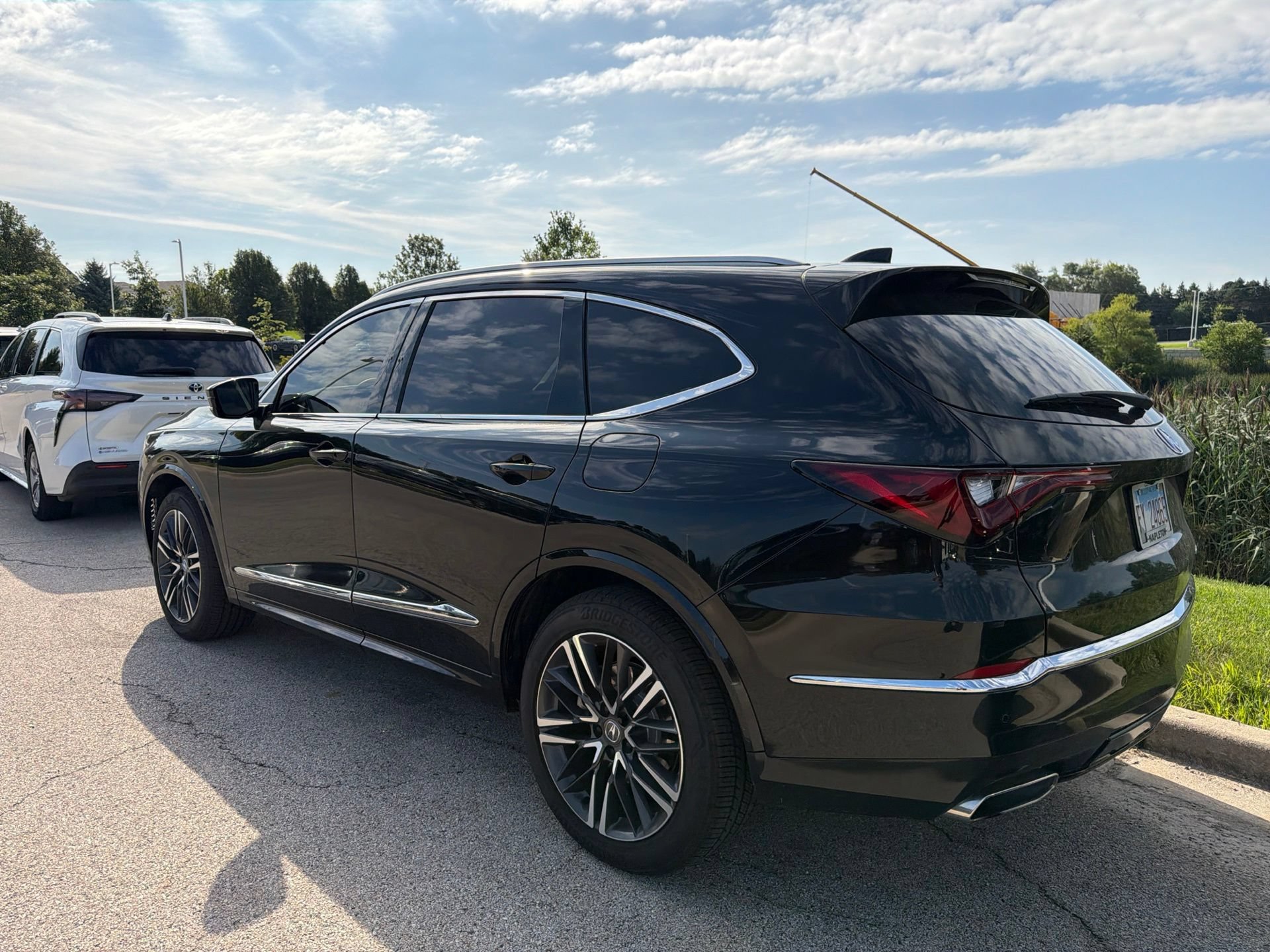 Used 2026 Acura MDX w/ Advance Package AWD/4WD image 4