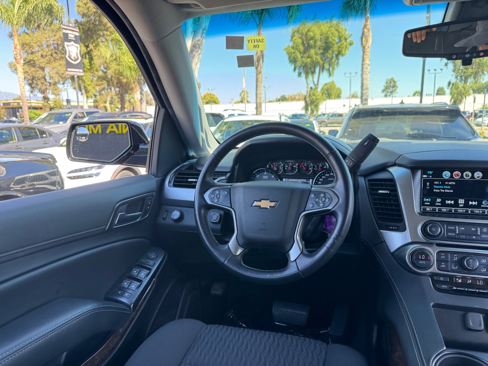 Used 2020 Chevrolet Tahoe LS w/ Enhanced Driver Alert Package RWD image 23