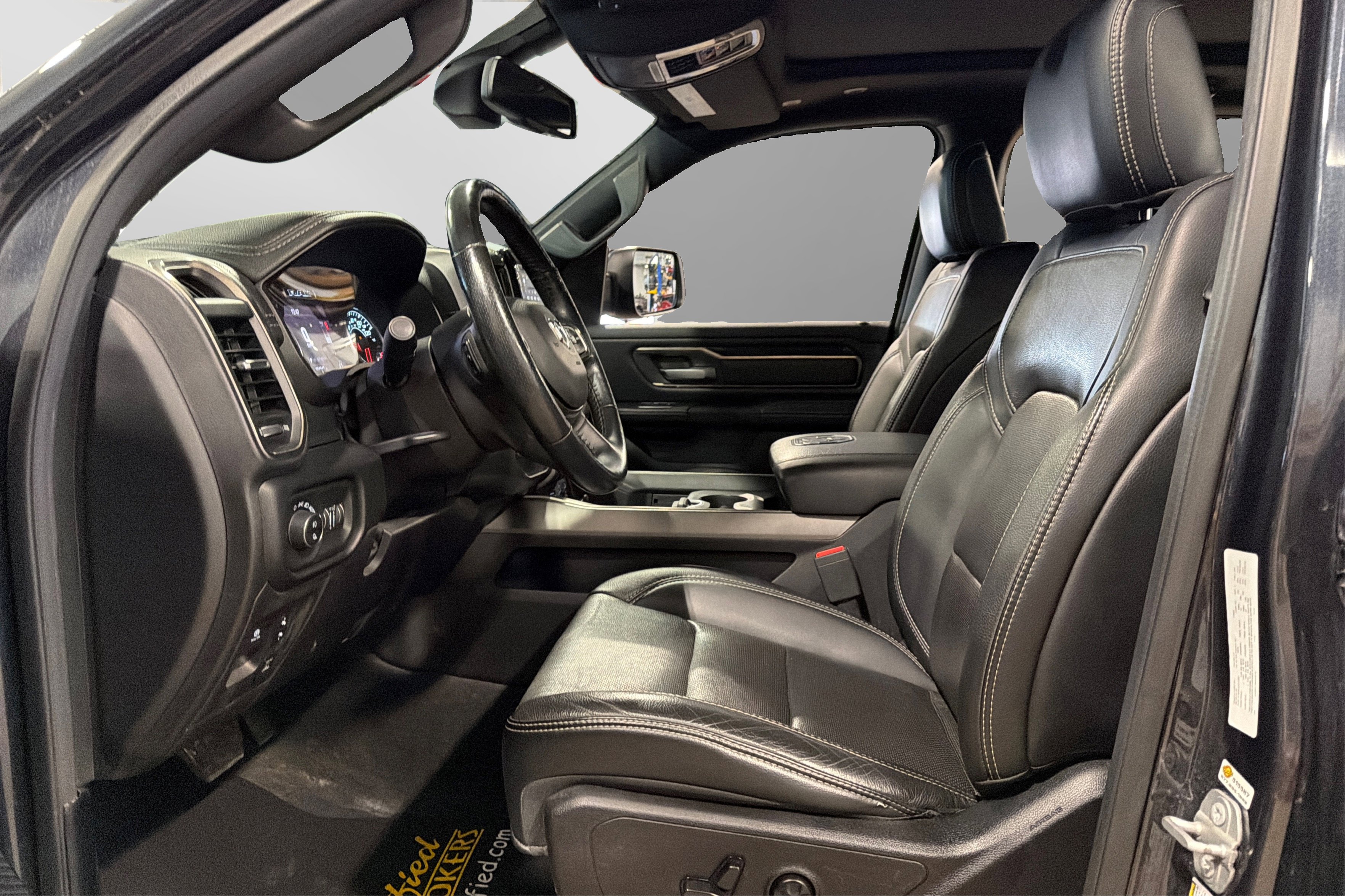 Used 2019 RAM 1500 Sport w/ Alpine Leather & Sound Group AWD/4WD image 17