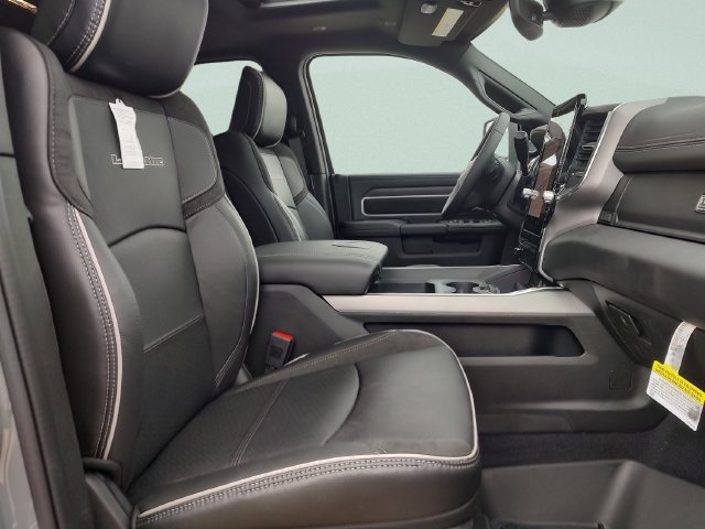 Used 2026 RAM 2500 Laramie AWD/4WD image 31