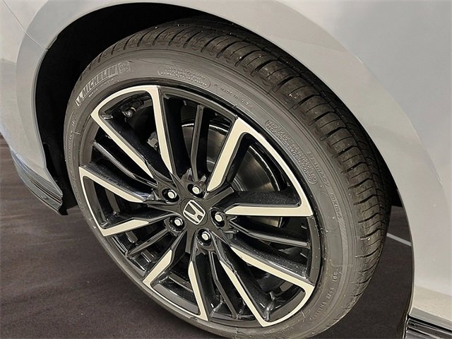 New 2025 Honda Accord Touring image 11
