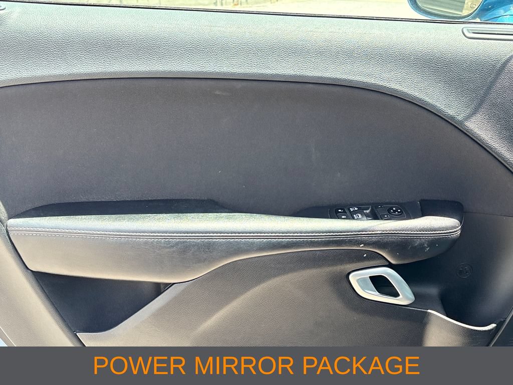 Used 2021 Dodge Challenger SXT RWD image 3