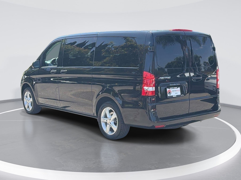 Used 2018 Mercedes-Benz Metris Passenger image 5