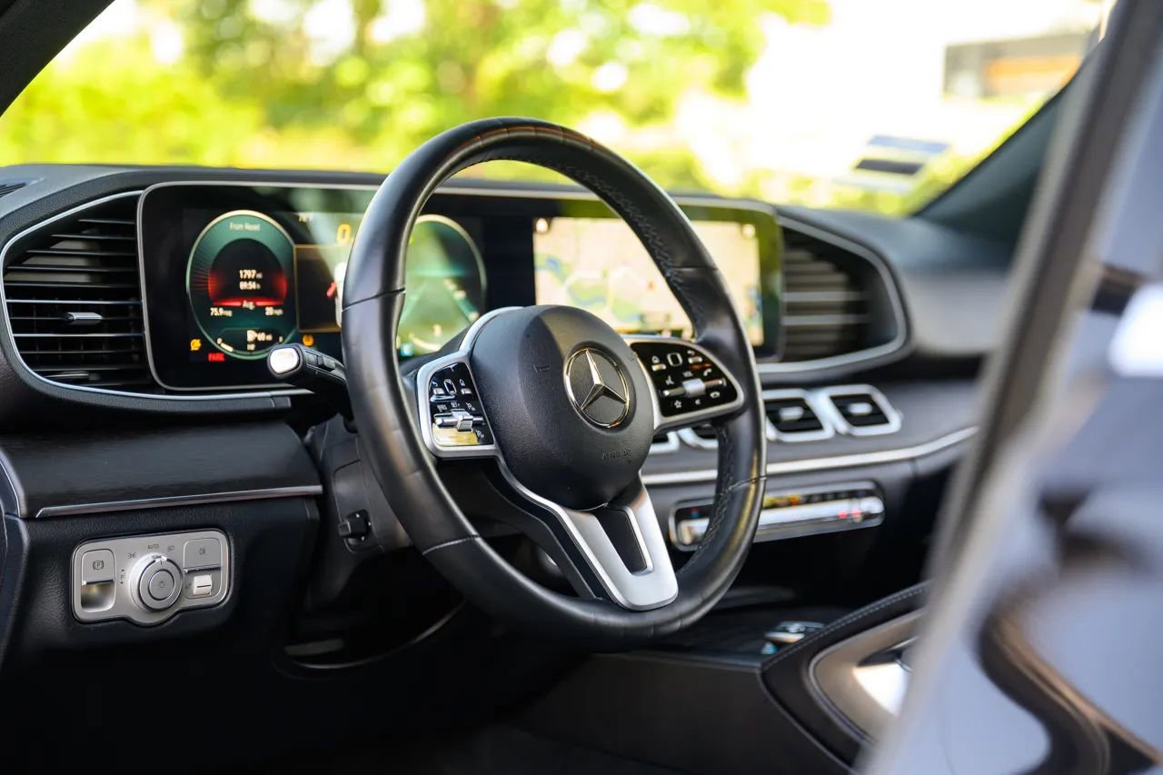 Used 2021 Mercedes-Benz GLE 350 w/ Premium Package image 18