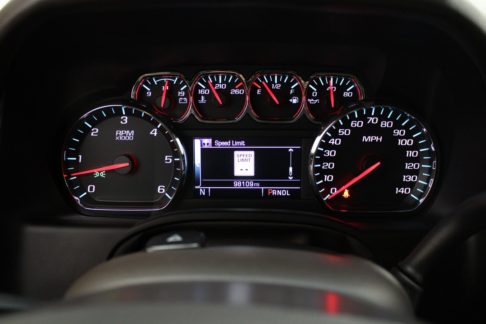 Used 2020 Chevrolet Suburban Premier image 31