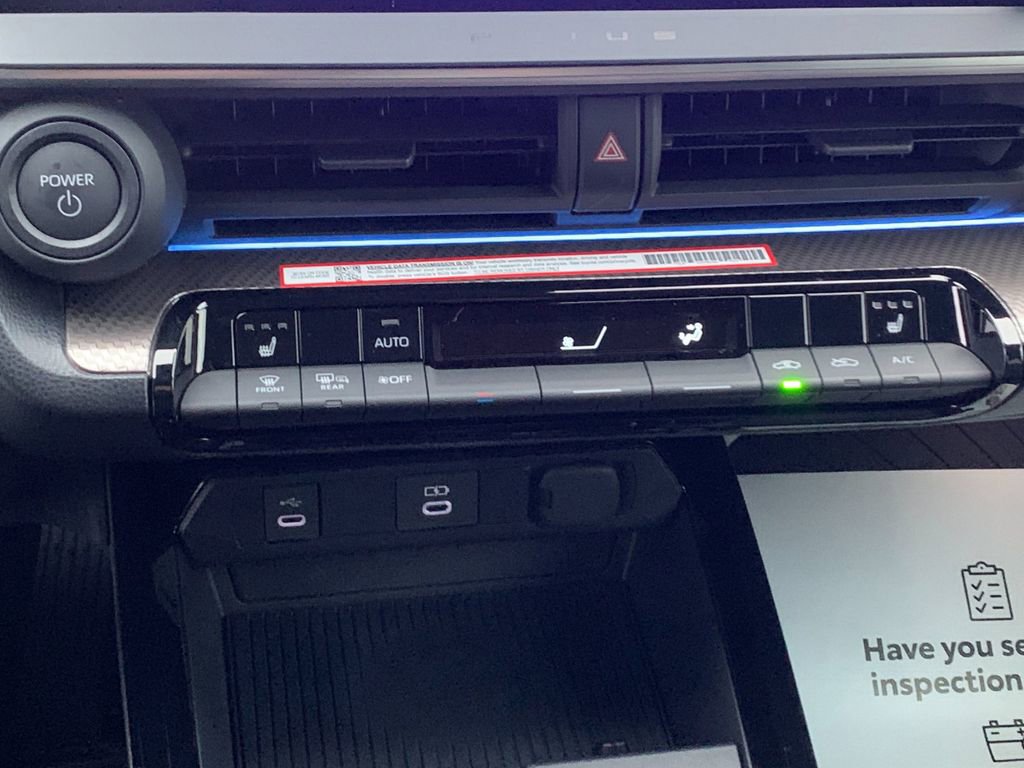 New 2026 Toyota Prius XLE image 21