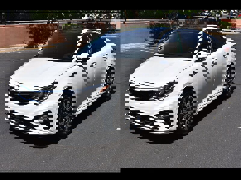 Used 2020 Kia Optima Premium image 3
