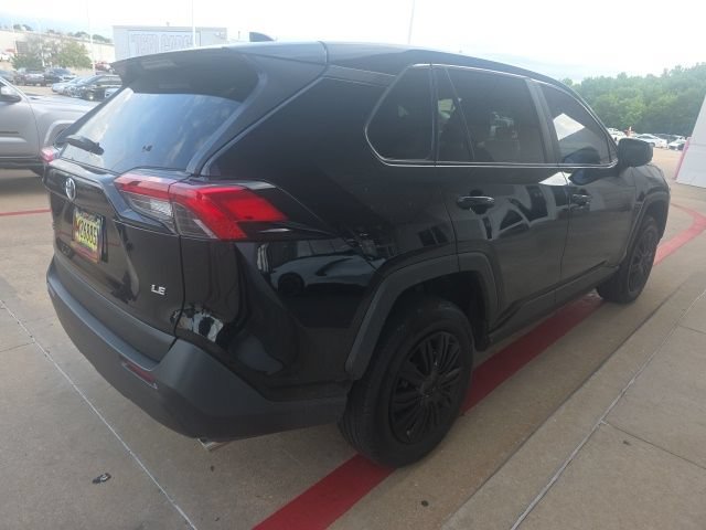 Used 2025 Toyota RAV4 LE FWD image 7