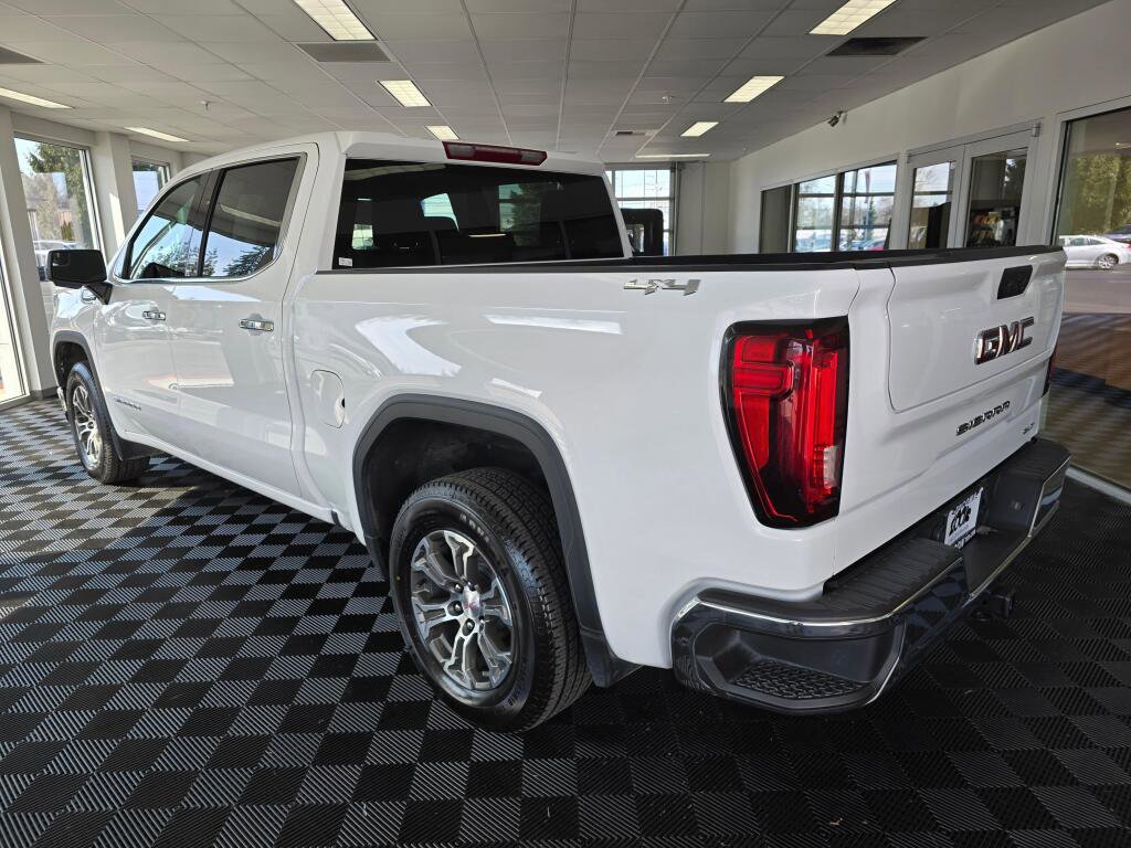 Used 2025 GMC Sierra 1500 SLT image 5
