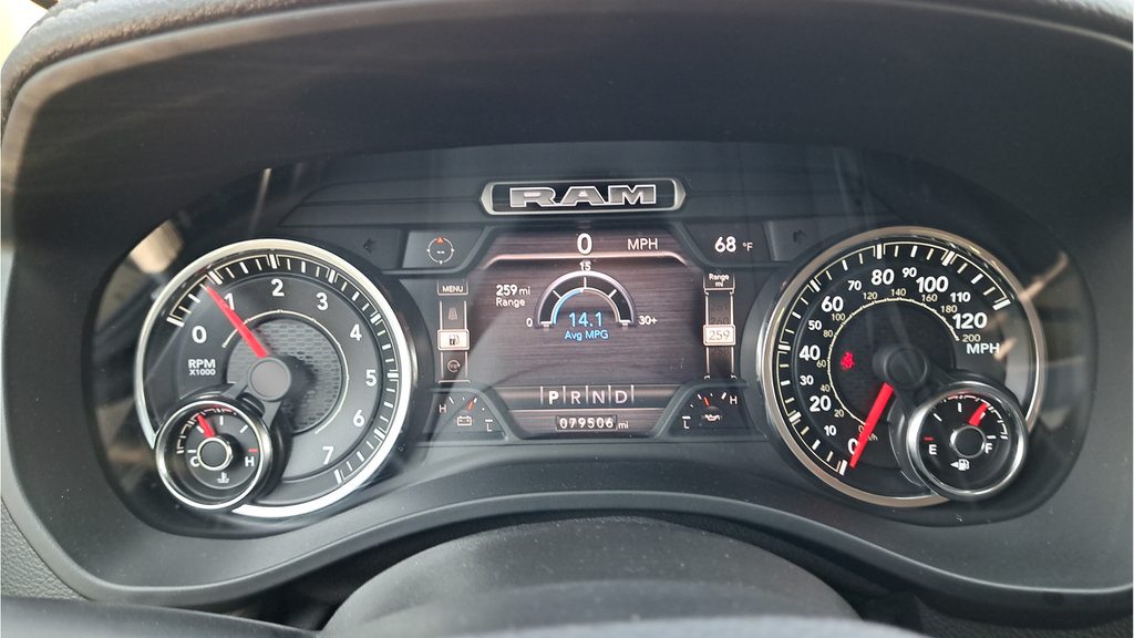 Used 2021 RAM 1500 Laramie AWD/4WD image 19