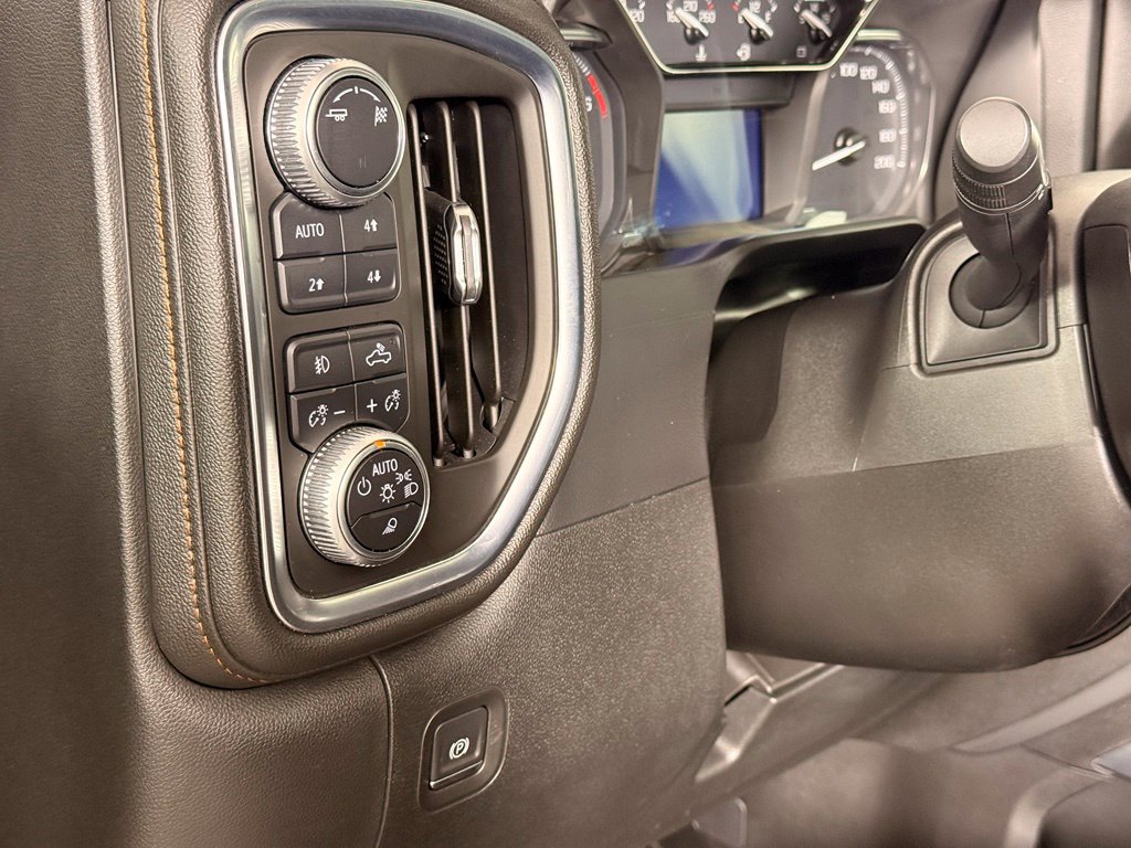 Used 2019 GMC Sierra 1500 AT4 w/ AT4 Premium Package AWD/4WD image 34