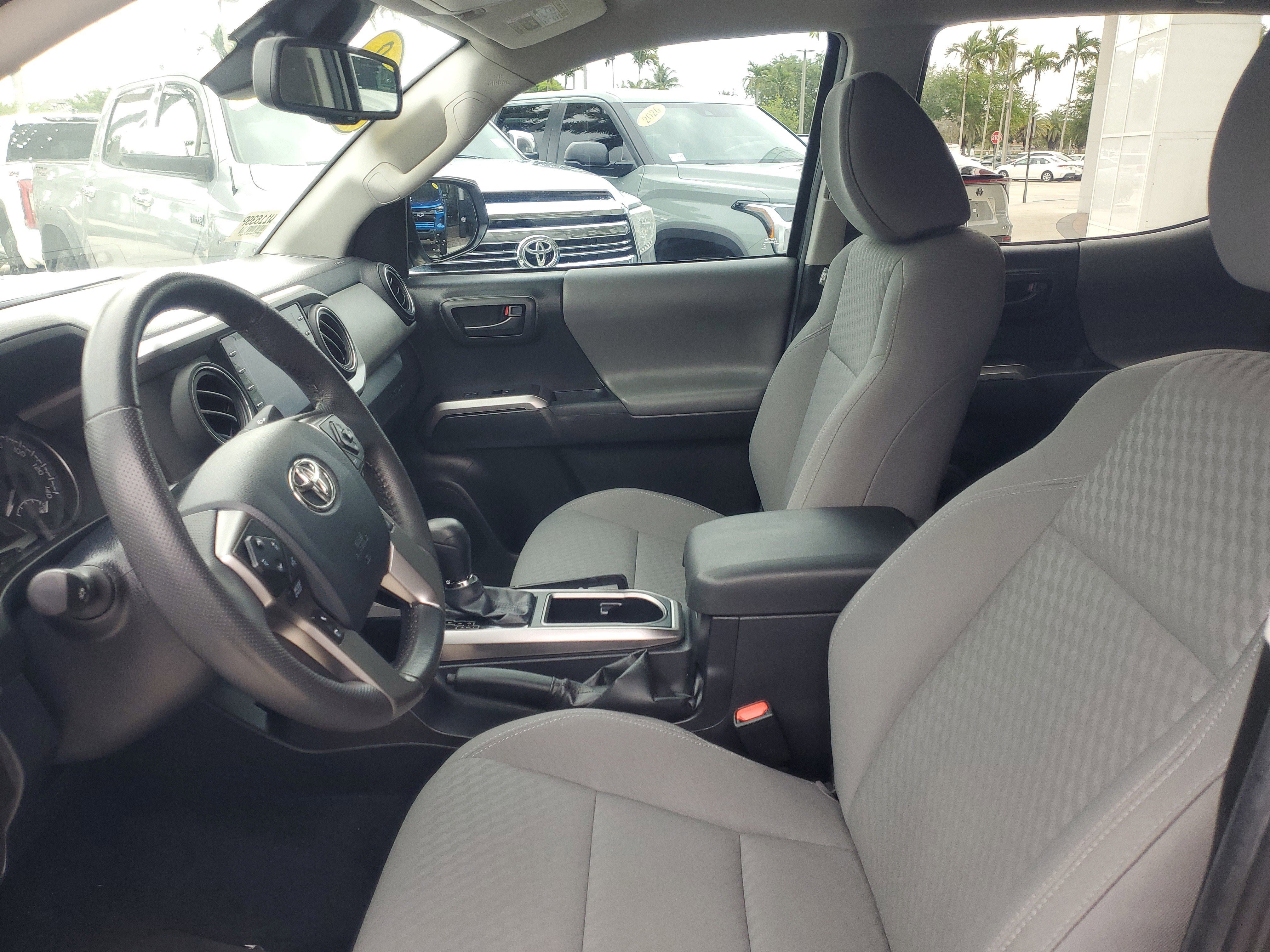 Used 2023 Toyota Tacoma SR5 RWD image 13