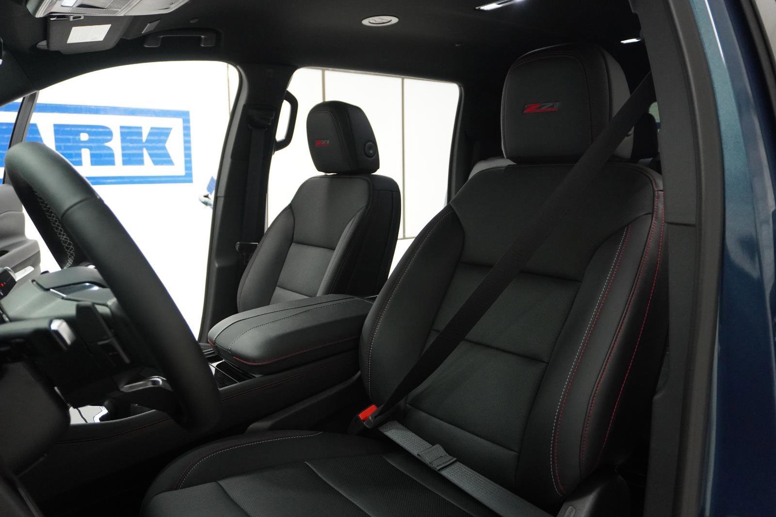 New 2026 Chevrolet Traverse Z71 w/ Enhanced Driving Package image 19