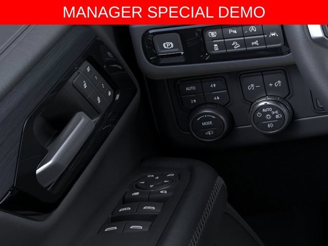 Used 2026 GMC Yukon XL Denali w/ Denali Reserve Package AWD/4WD image 22