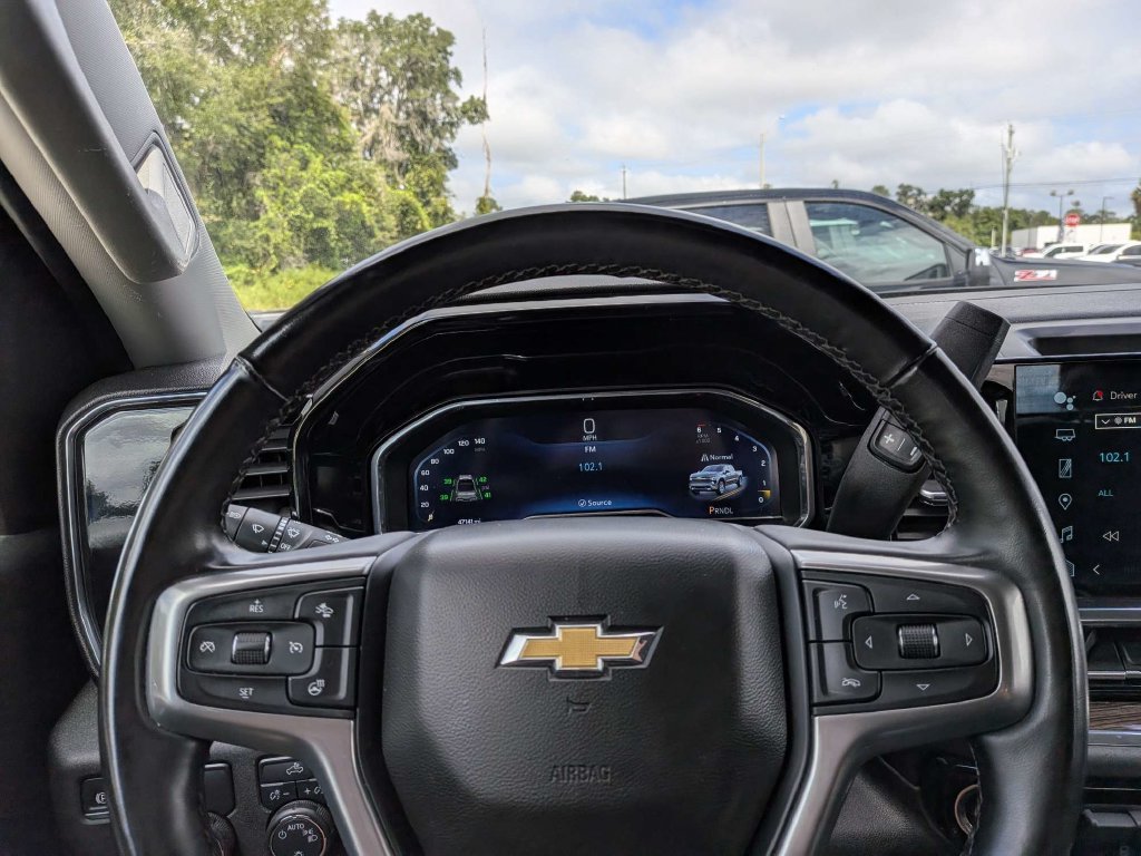 Used 2025 Chevrolet Silverado 1500 LT RWD image 20