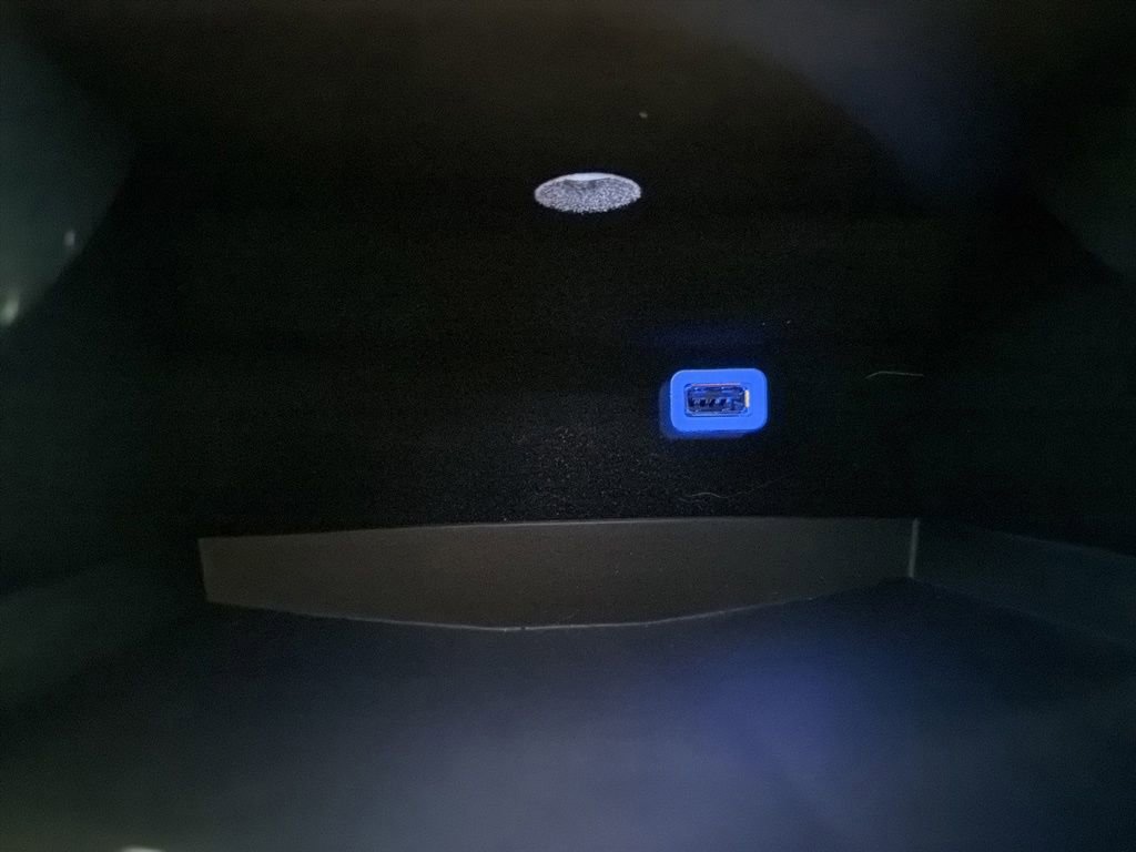 Used 2016 Cadillac Escalade Luxury image 53