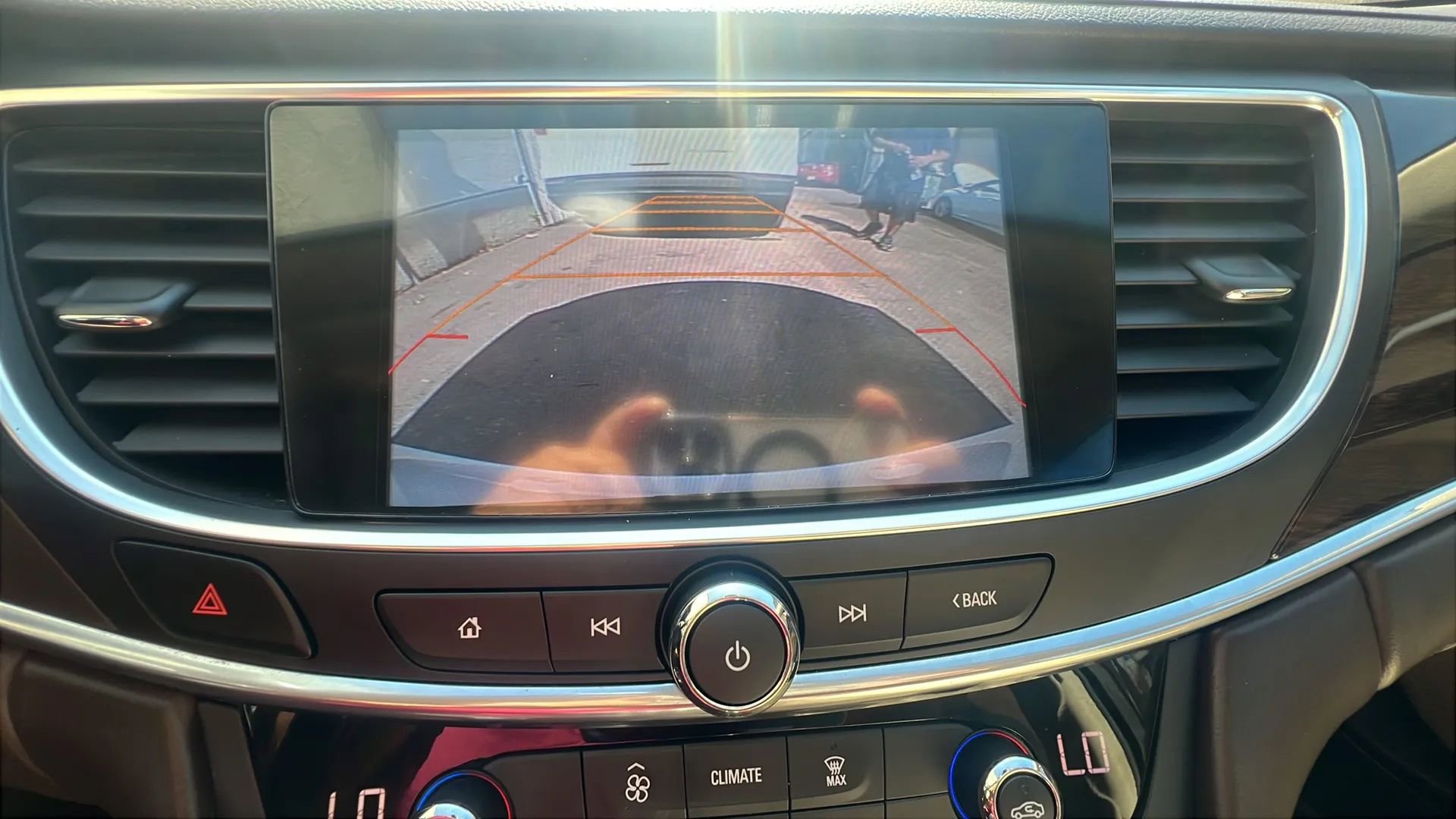 Used 2017 Buick LaCrosse Preferred image 21