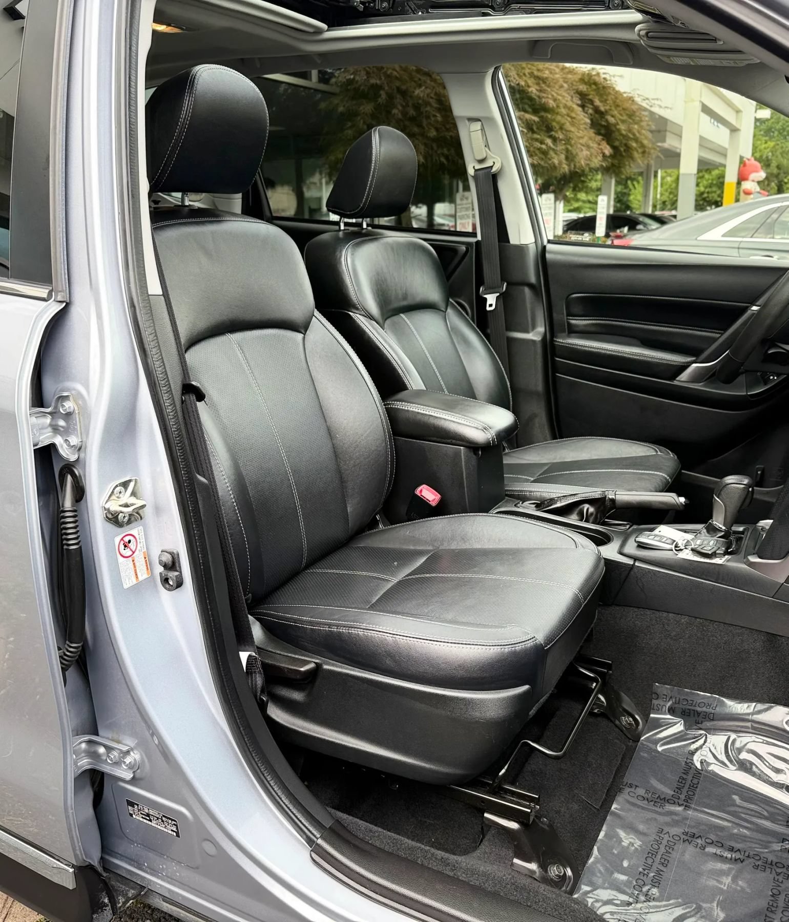 Used 2017 Subaru Forester 2.5i Touring AWD/4WD image 35