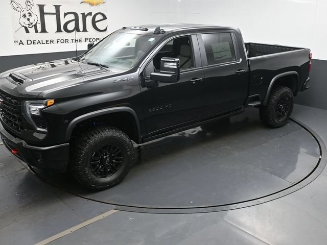 New 2026 Chevrolet Silverado 2500 ZR2 w/ LPO, Dark Essentials Package AWD/4WD image 22