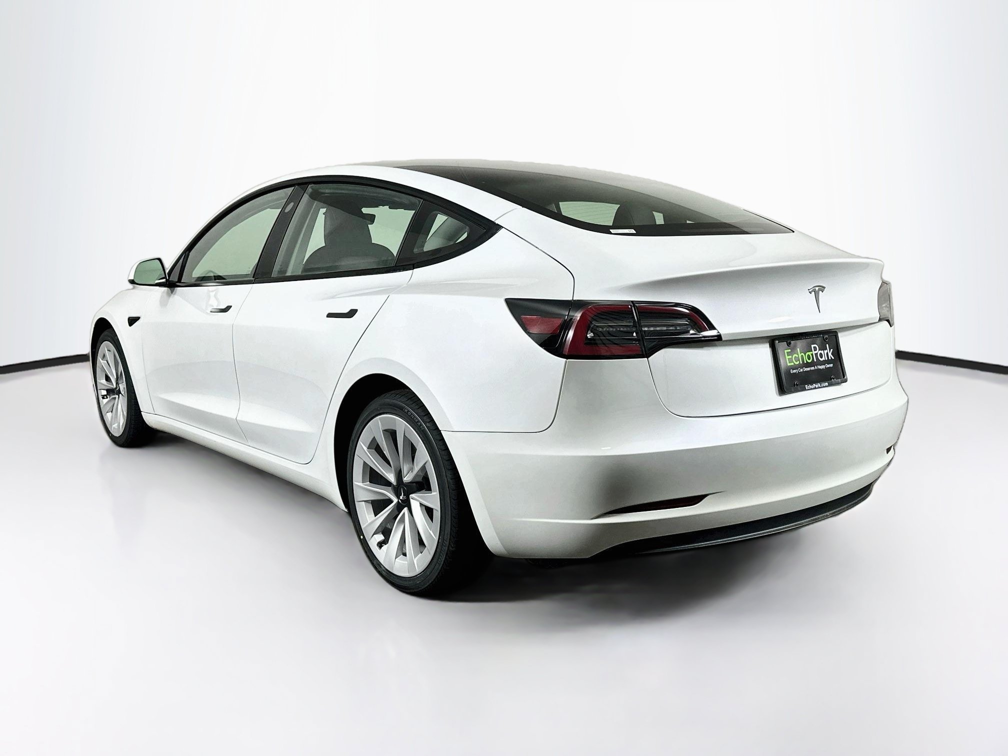 Used 2023 Tesla Model 3 Standard Range RWD image 5