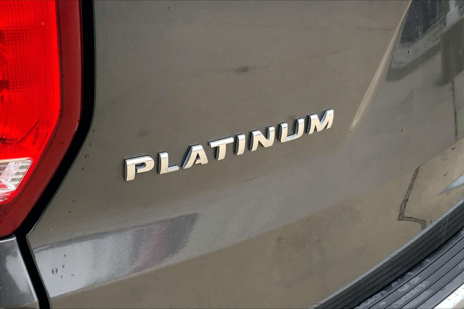 Used 2019 Ford Explorer Platinum AWD/4WD image 10