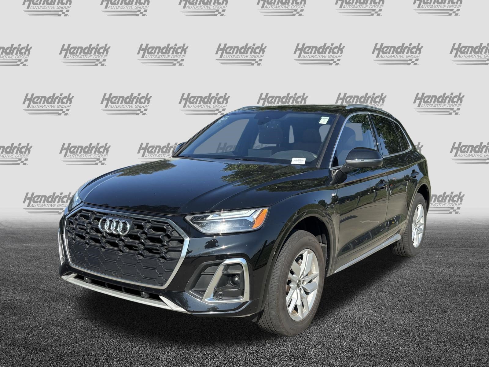 Used 2023 Audi Q5 2.0T Premium w/ Convenience Package AWD/4WD image 7