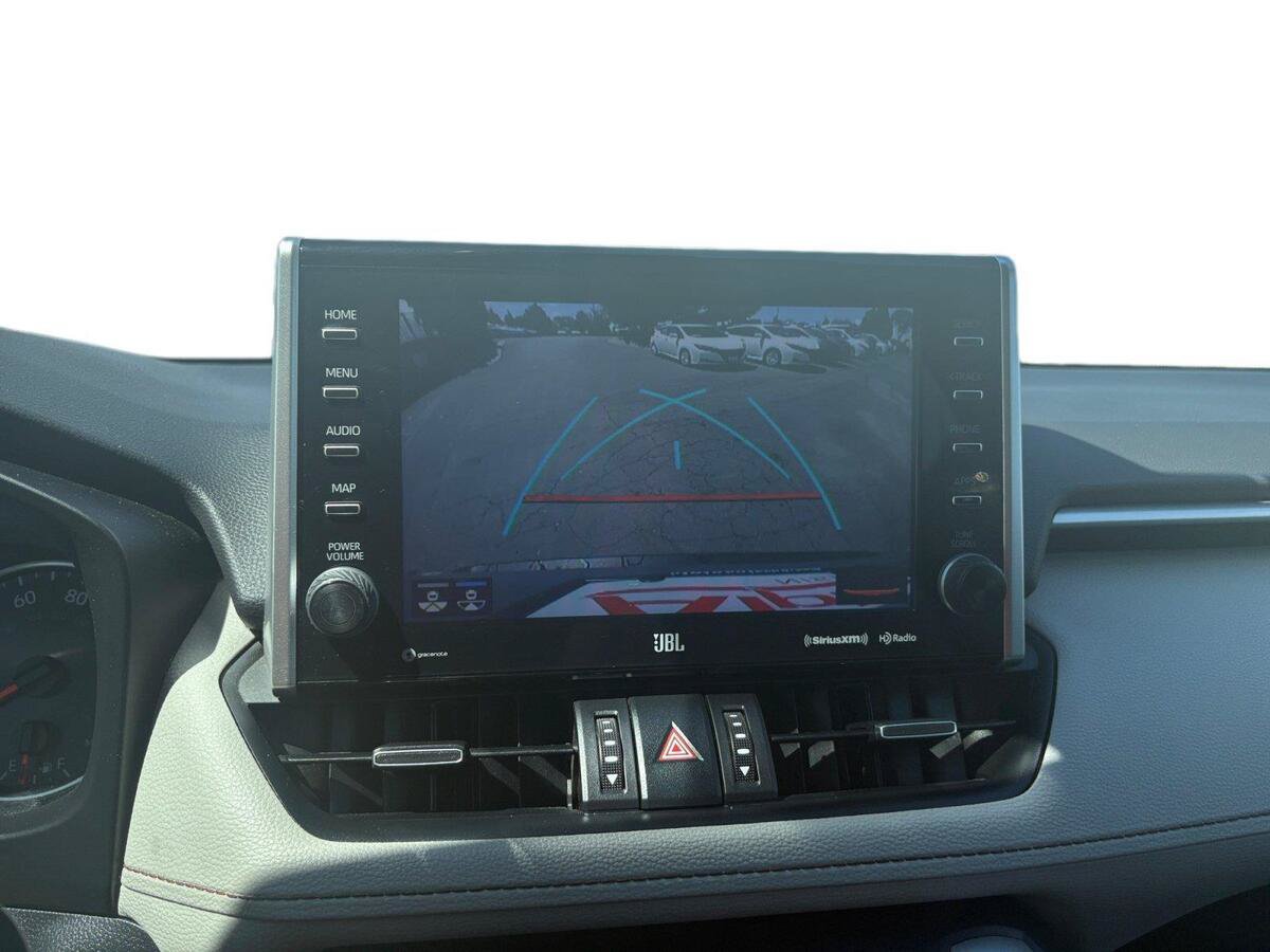 Used 2022 Toyota RAV4 XLE Premium AWD/4WD image 20