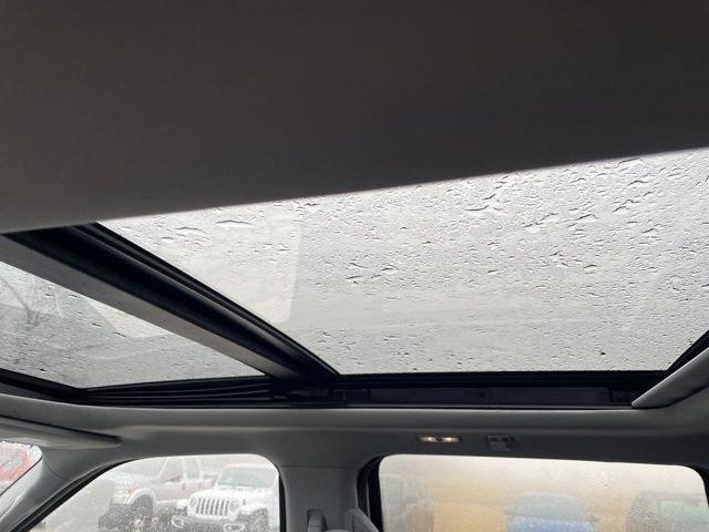 Used 2023 Ford F150 XLT w/ Equipment Group 302A High image 9