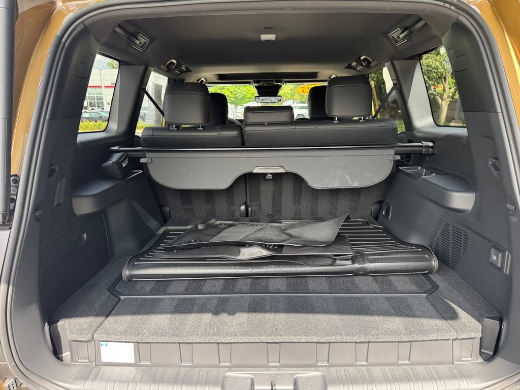 Used 2025 Toyota Land Cruiser w/ Premium Package AWD/4WD image 16