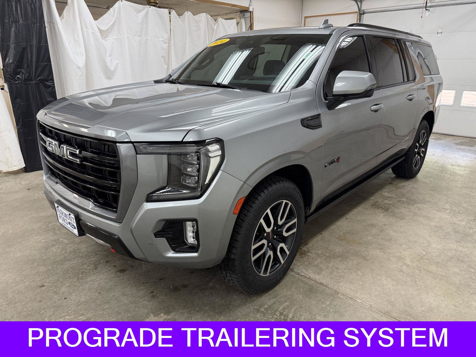 Used 2024 GMC Yukon XL AT4 w/ AT4 Premium Plus Package AWD/4WD image 4