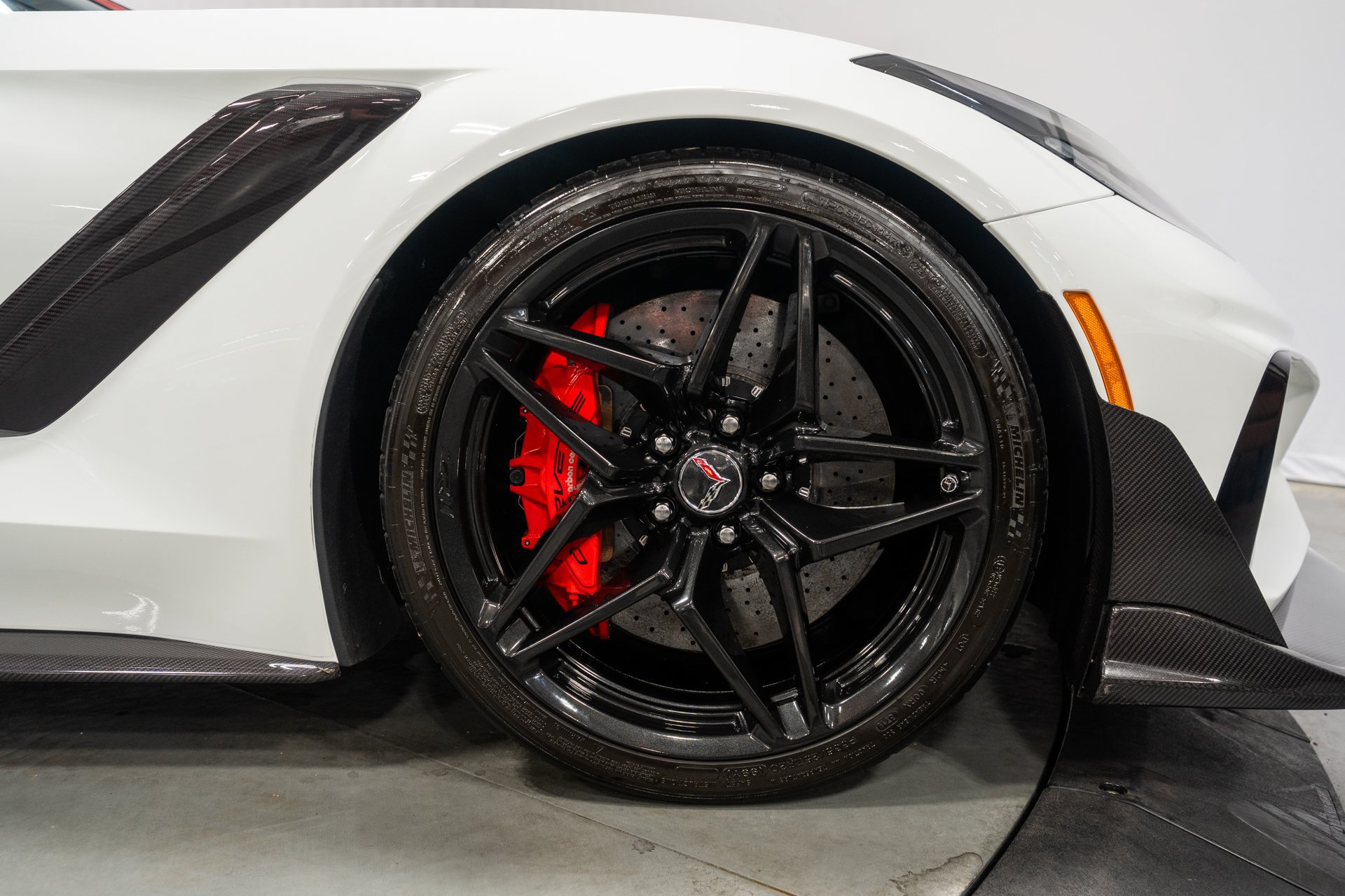 Used 2019 Chevrolet Corvette ZR1 RWD image 6