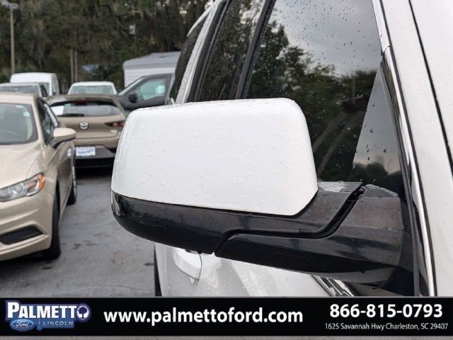 Used 2016 Chevrolet Suburban LT RWD image 10