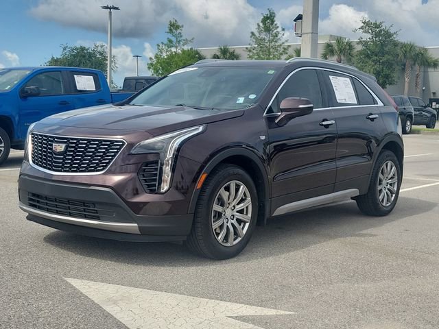Used 2021 Cadillac XT4 Premium Luxury FWD image 3