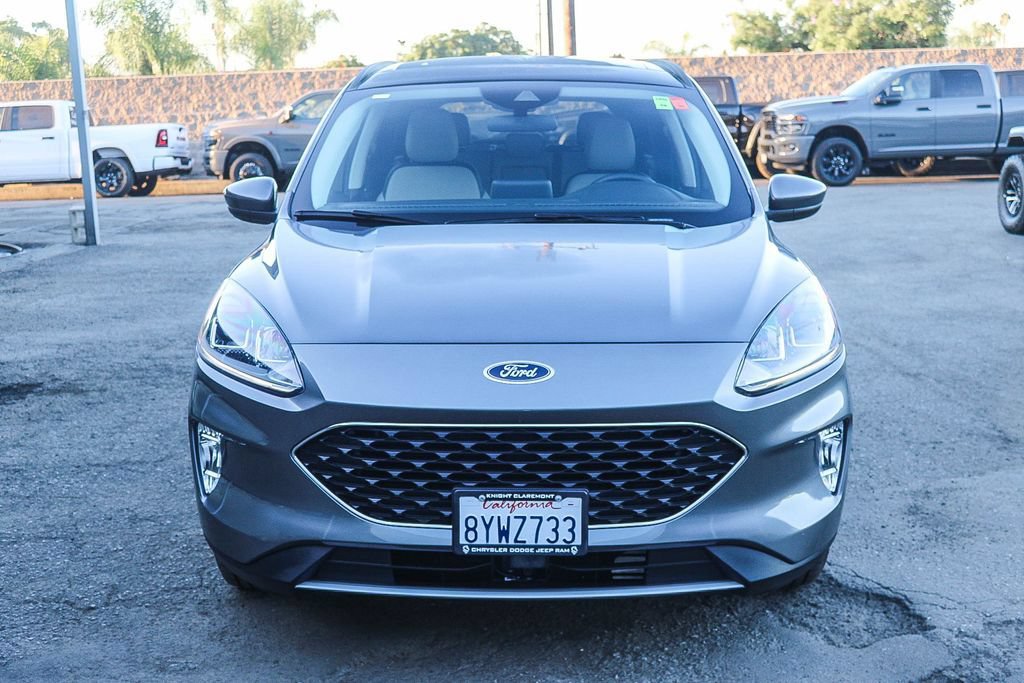 Used 2021 Ford Escape SEL w/ Technology Package FWD image 3