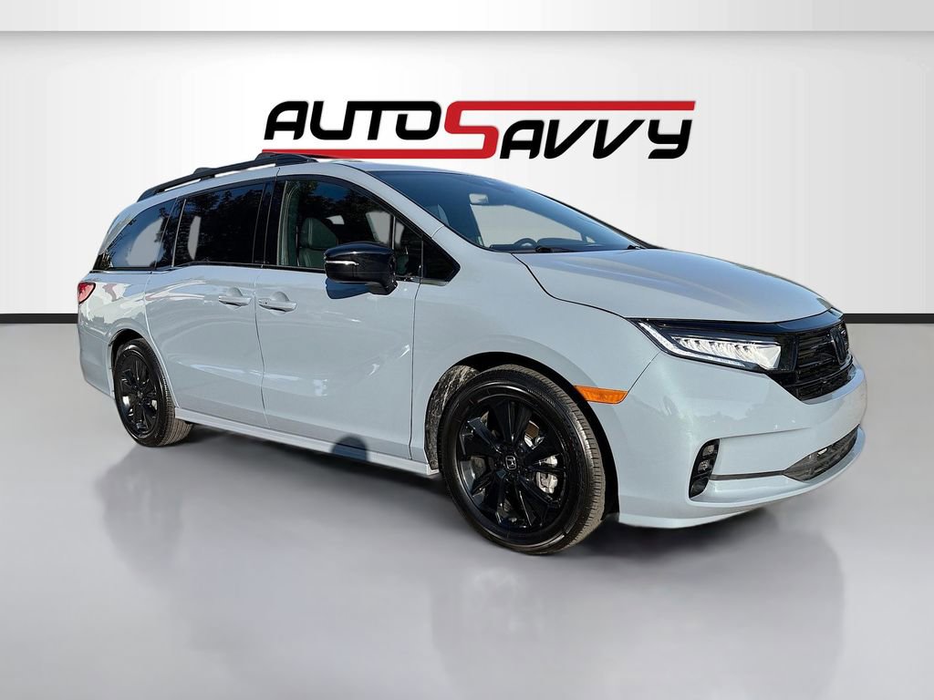 Used 2024 Honda Odyssey Sport image 1