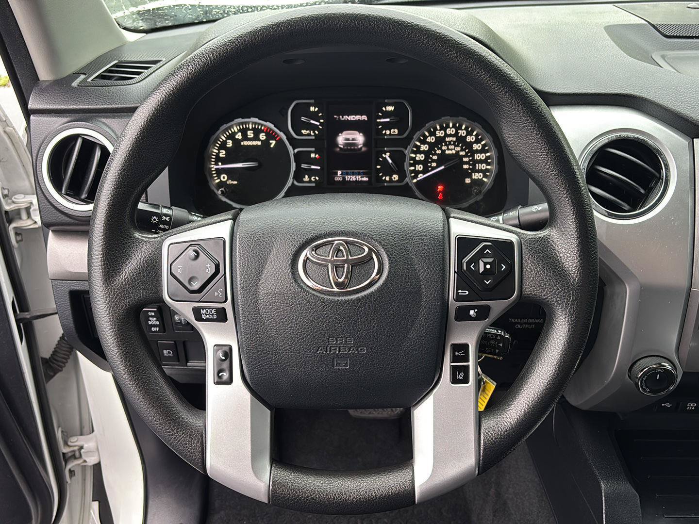 Used 2020 Toyota Tundra SR5 w/ SR5 Upgrade Package AWD/4WD image 30
