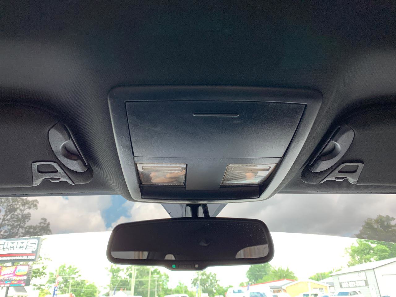 Used 2014 Dodge Challenger SXT RWD image 20