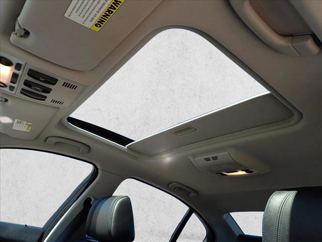 Used 2006 BMW 330xi Sedan AWD/4WD image 12