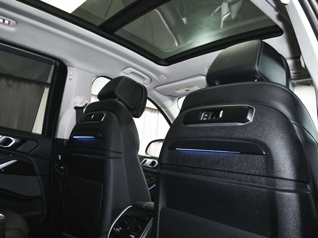 Used 2024 BMW X7 xDrive40i image 69