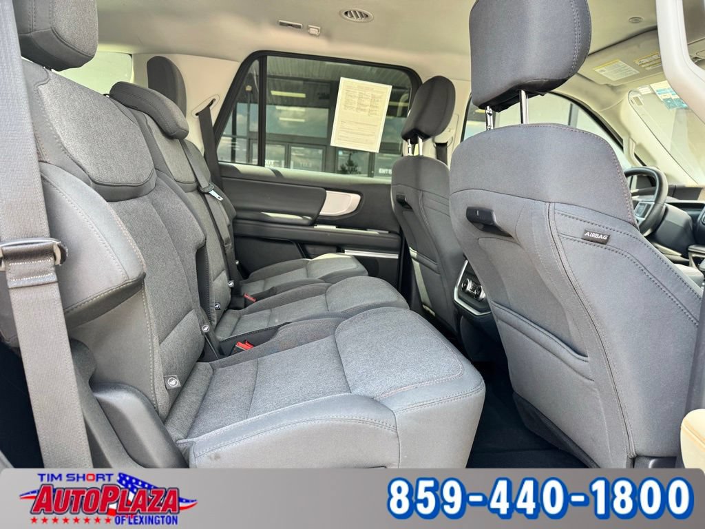 Used 2025 Ford Expedition Active AWD/4WD image 42